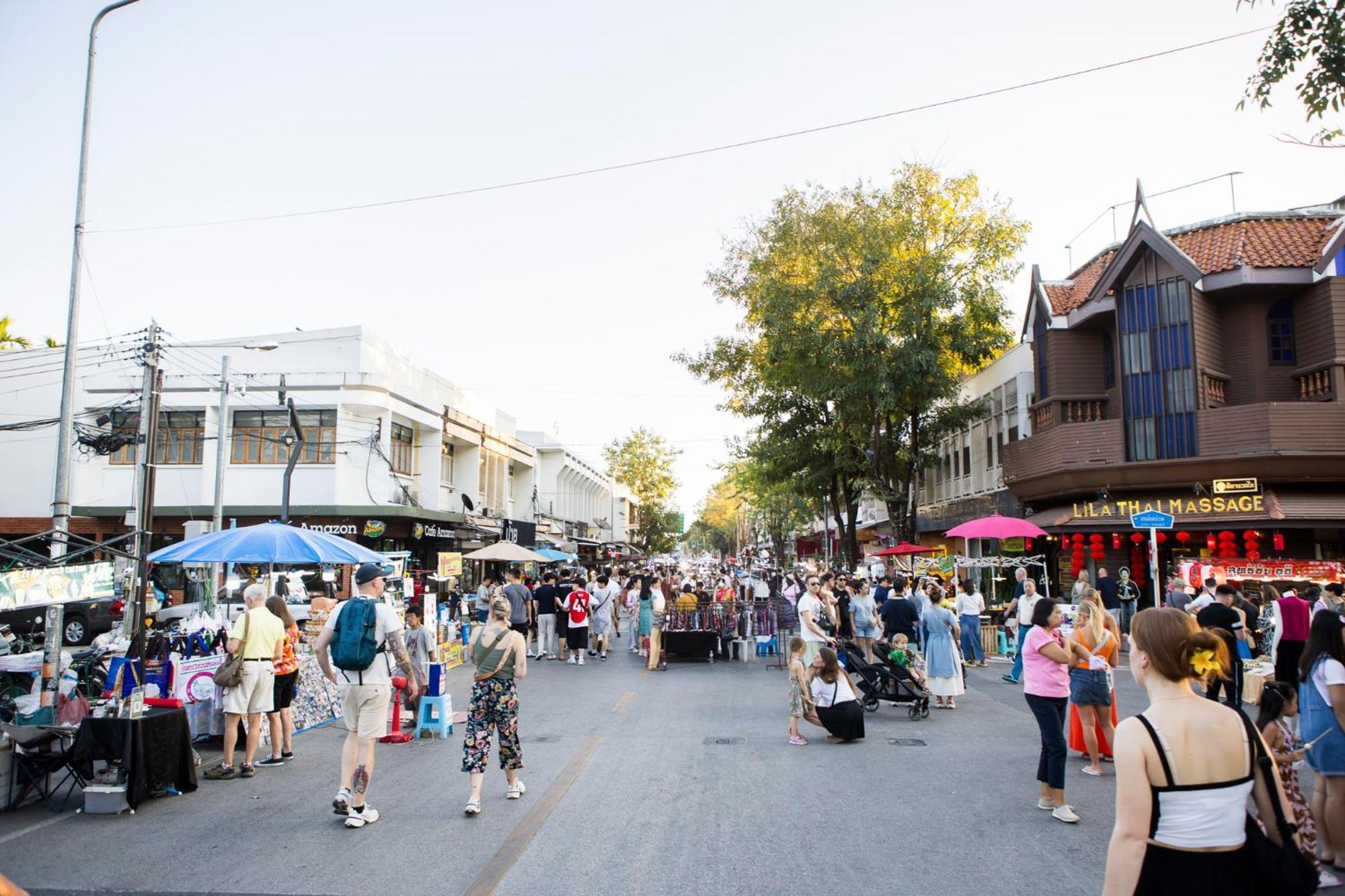 The Experience Walking Street Chiang Mai Hotel Luaran gambar