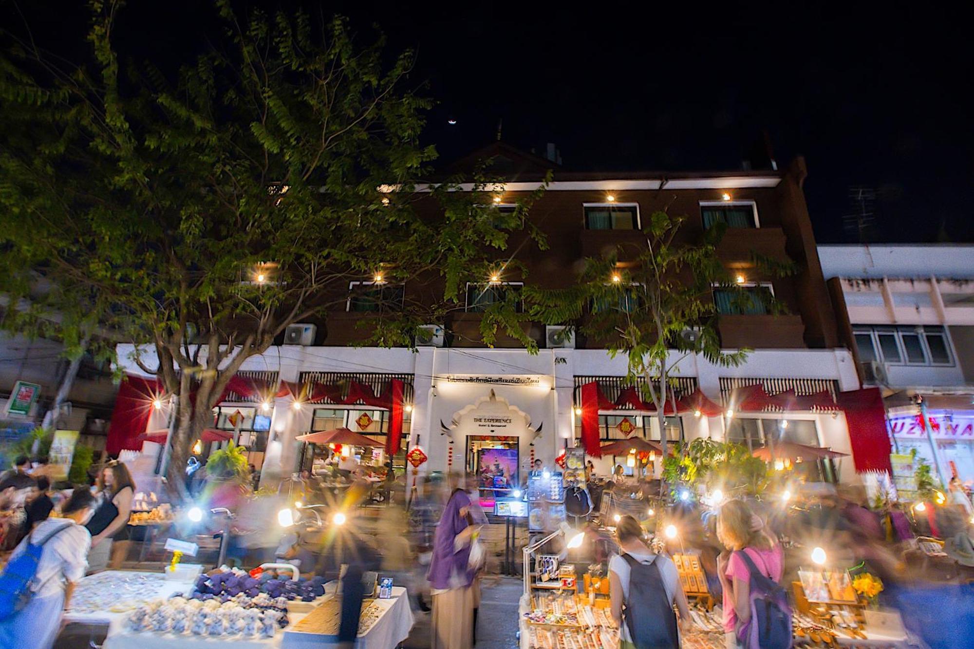 The Experience Walking Street Chiang Mai Hotel Luaran gambar